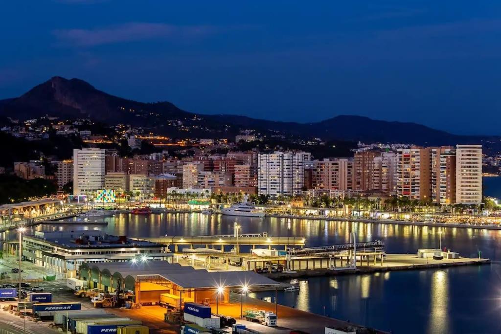Luxury Penthouse With Sea View In Soho Malaga