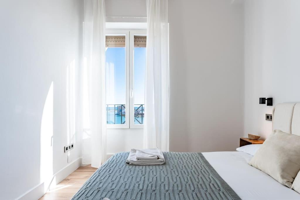 Apartment Luxury Penthouse With Sea View In Soho Malaga
