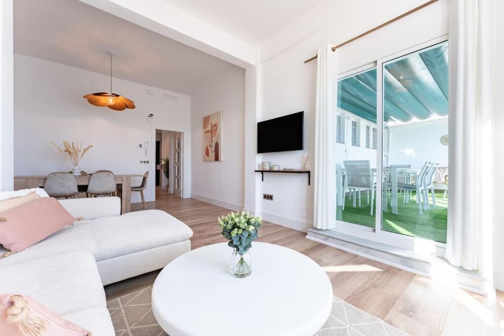 Luxury Penthouse With Sea View In Soho Malaga